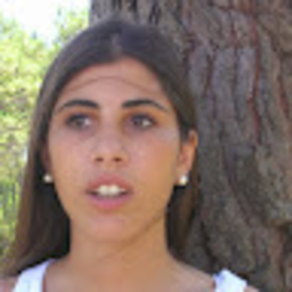 Meet your Posher, Alexia